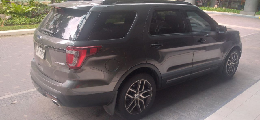 마닐라 기타 2017 Ford Explorer 3.5 V6 4x4 AT (Gasoline)