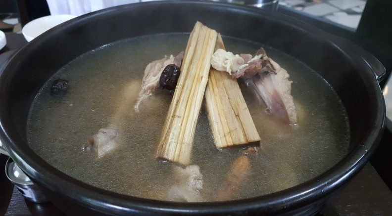 앙헬레스 [앙헬레스] 산 한국식당
